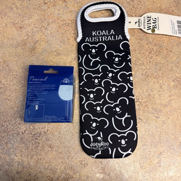 Wine gift bag and wine markers - Picture 2 of 3